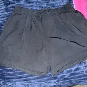 Zyia Summer Shorts Black Athletic Shorts